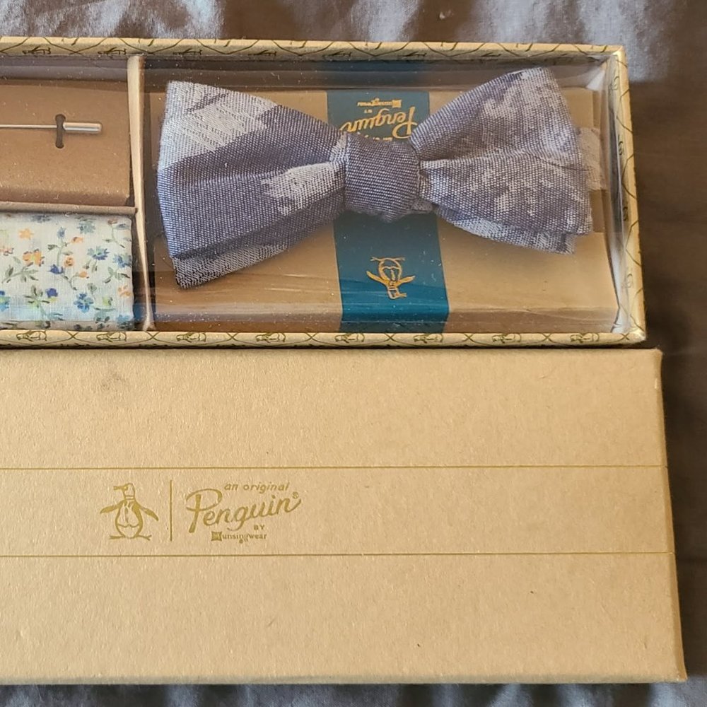 Bowtie by Penguin !!